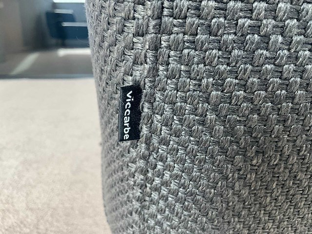 Viccarbe colubi rt design zetel - afbeelding 1 van  3