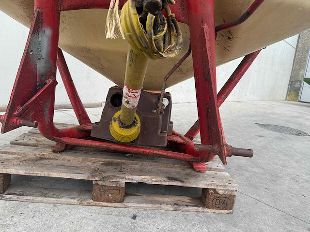 Vicon - fertiliser spreader - afbeelding 9 van  10