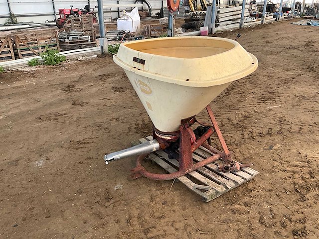 Vicon kunstmeststrooier - afbeelding 1 van  9