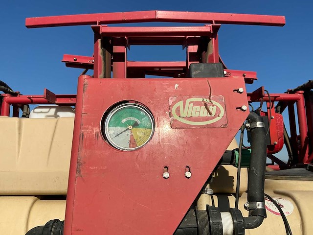 Vicon ls 801 veldspuit - afbeelding 3 van  7