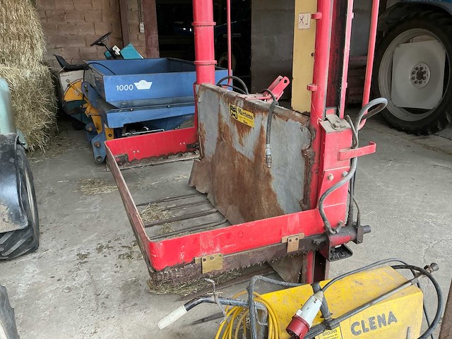 Vicon uitkuilmachine - afbeelding 4 van  7