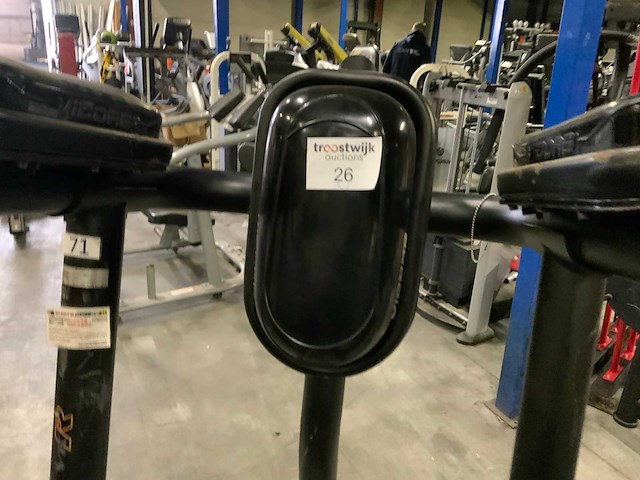 Vicore leg raise abominal machine krachtstation - afbeelding 2 van  6