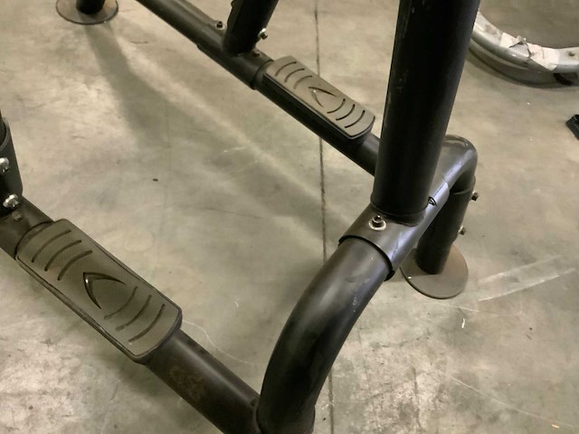 Vicore leg raise abominal machine krachtstation - afbeelding 5 van  6