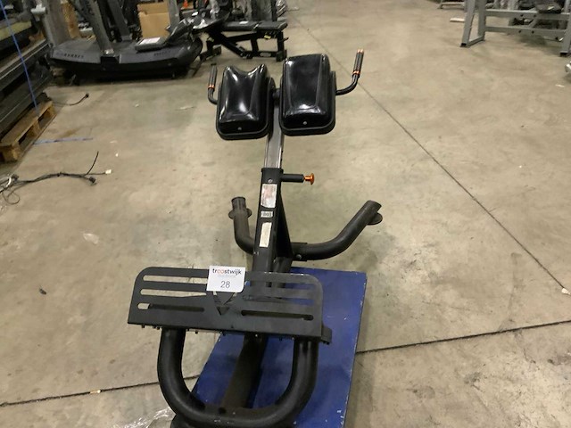 Vicore lowerback bench krachtstation - afbeelding 2 van  6