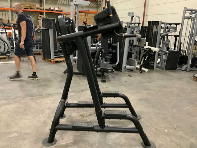 Vicore r legraise dip bench krachtstation - afbeelding 5 van  6