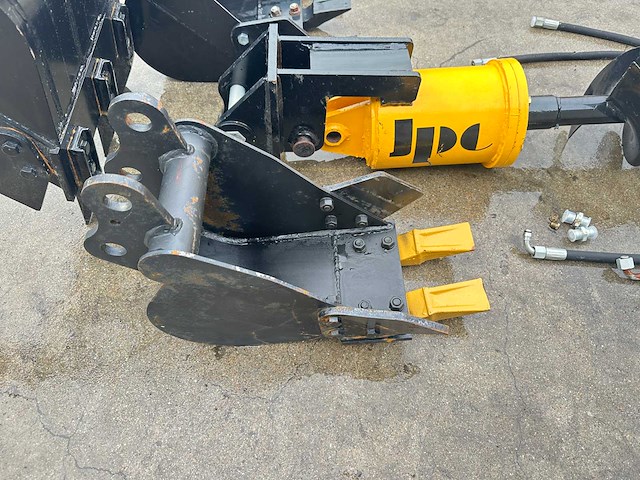 Vicsec - 2025 - vc13 - r - minigraafmachine - afbeelding 3 van  16