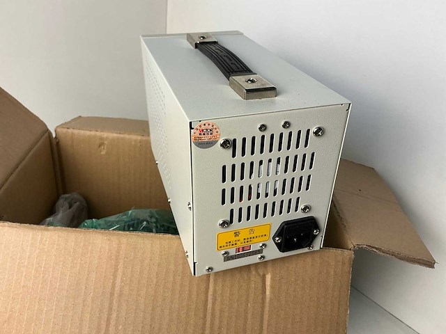 Victor 3005 dc power supply - afbeelding 4 van  4