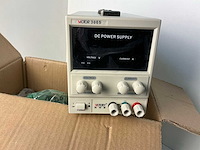 Victor 3005 dc power supply - afbeelding 2 van  2