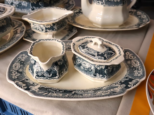 Victoria servies - afbeelding 2 van  7