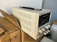 Victory victor 3005 regelbare laboratoriumvoeding (3x) - afbeelding 3 van  5