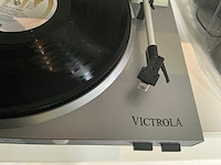 Victrola vpro-3100-slv zilver platenspeler - afbeelding 1 van  2
