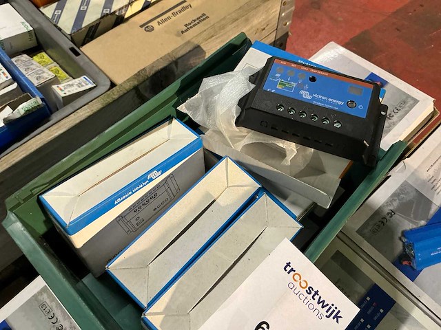 Victron energy phoenix omvormer (13x) - afbeelding 5 van  7