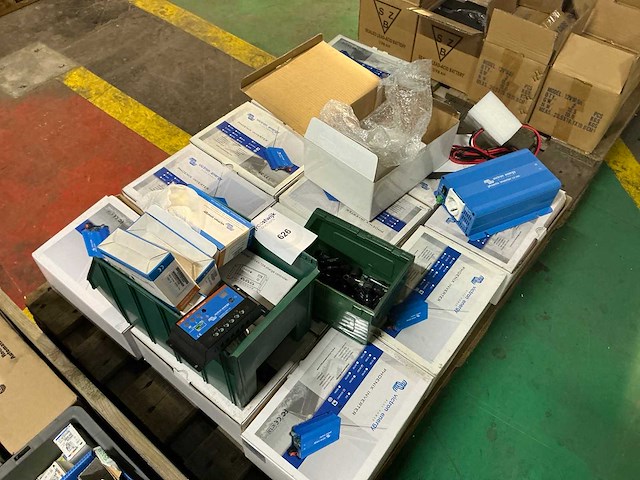 Victron energy phoenix omvormer (13x) - afbeelding 7 van  7