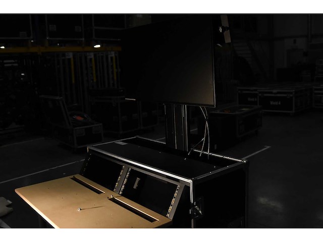 Video foh kit deluxe case v2 - screenlift + monitor - various video equipment - afbeelding 1 van  5