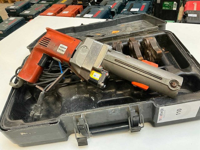 Viega elektrische persmachine - afbeelding 4 van  6