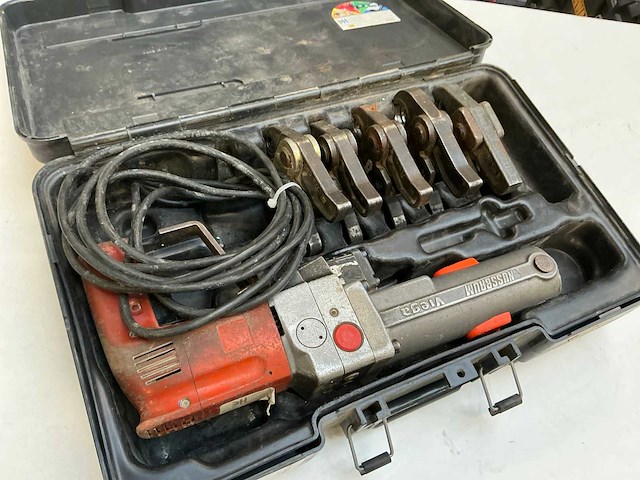 Viega nussbaum elektrische persmachine - afbeelding 1 van  6