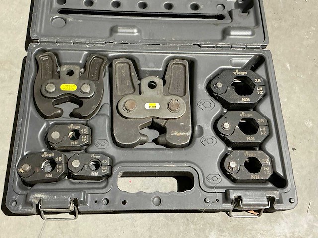 Viega persbekkenset - afbeelding 1 van  4