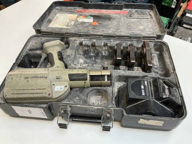 Viega pressgun 4b accu persmachine - afbeelding 1 van  7