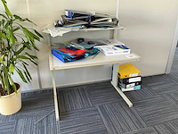 Vielhauer werktafel - afbeelding 1 van  3