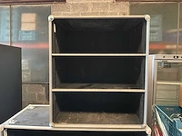 Vier professionele flightcases voor opslag en transport van inventaris - afbeelding 8 van  10