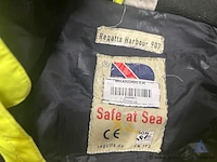 Vier schippersjassen, type harbour 907, met 50n drijfvermogen volgens en 393. voorzien van reflecterende strepen. - afbeelding 3 van  4
