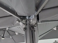 Vierdubbele hangende parasol taupe (4 * 300x300cm) - afbeelding 6 van  11