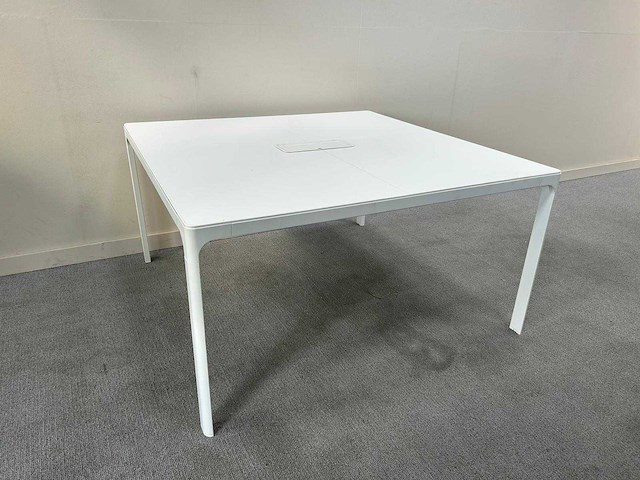 Vierkant - - vergadertafel - afbeelding 1 van  6