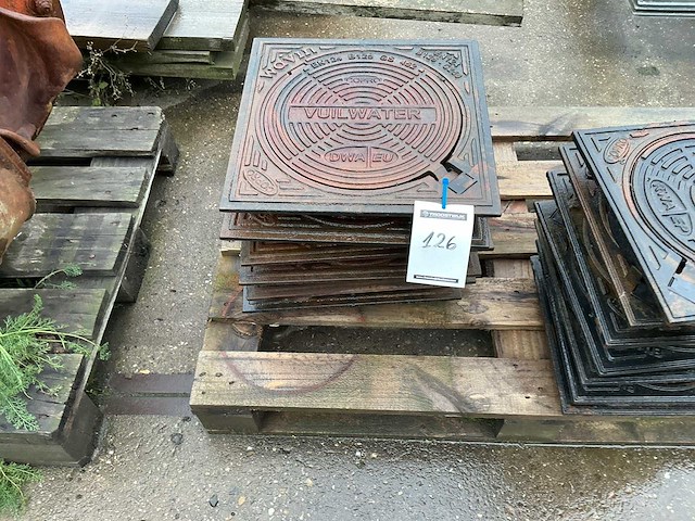 Vierkante gietijzeren sterfputdeksel (6x) - afbeelding 1 van  1