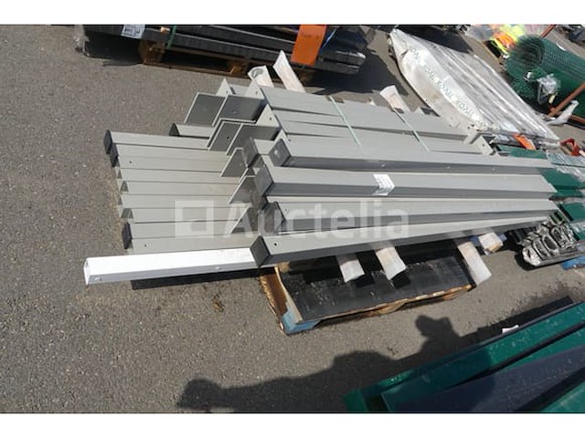 Vierkante posts (ral7030 - ral9010) - afbeelding 1 van  10