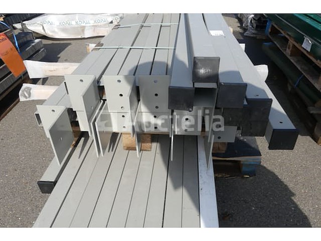 Vierkante posts (ral7030 - ral9010) - afbeelding 3 van  10