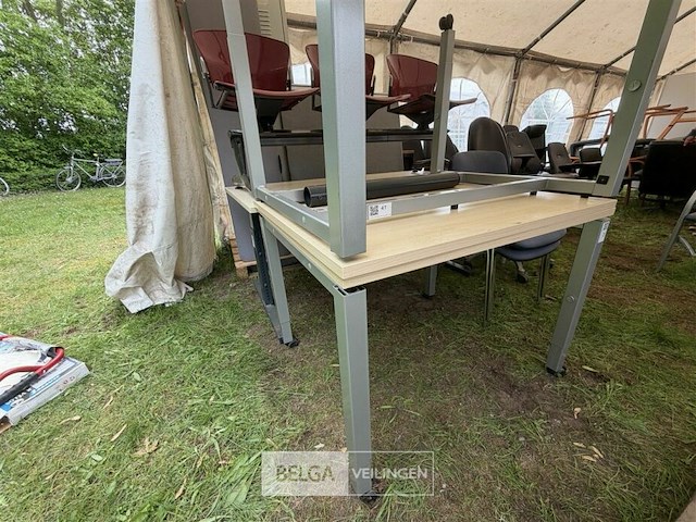 Vierkante tafel - afbeelding 3 van  3