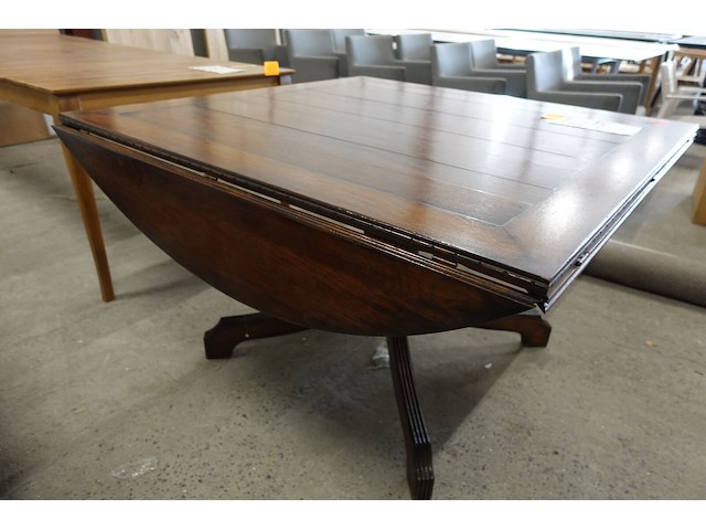 Vierkante tafel - afbeelding 4 van  5