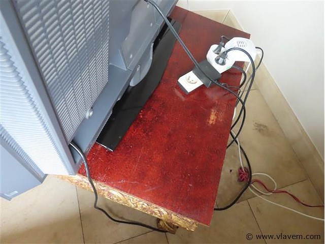 Vierkante vergulde tafel - afbeelding 3 van  3