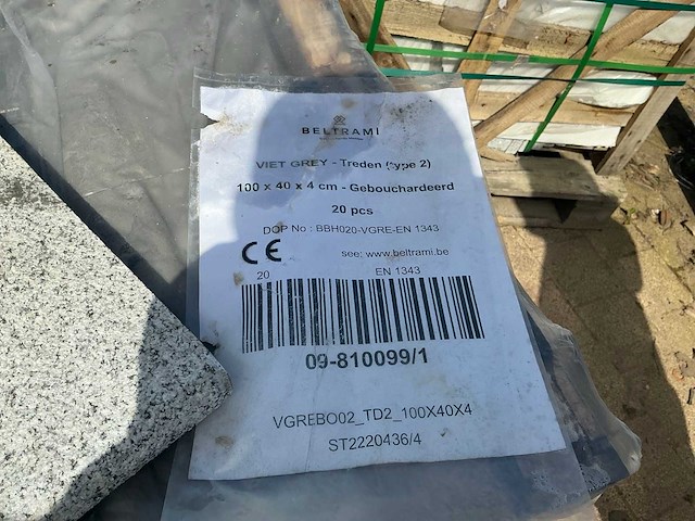 Viet grey 20 lopende meter natuurstenen traptreden - afbeelding 4 van  5