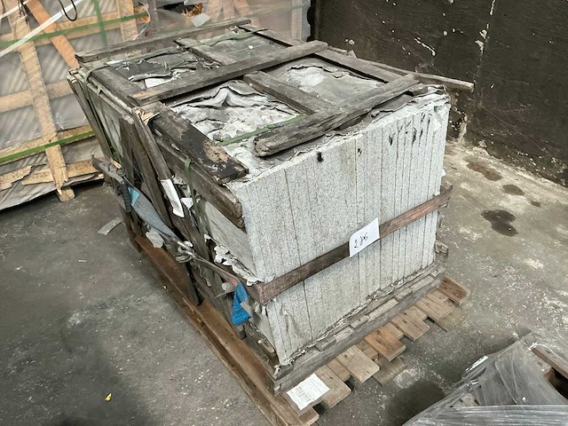 Viet grey gevlamd 14,04 m2 natuursteen tuintegel (26x) - afbeelding 1 van  4