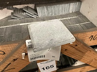 Vietnamese blauwsteen gezandstraald natuursteen tuintegel - afbeelding 1 van  3