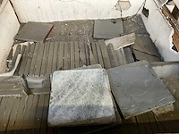 Vietnamese blauwsteen natuursteen tuintegel - afbeelding 3 van  4