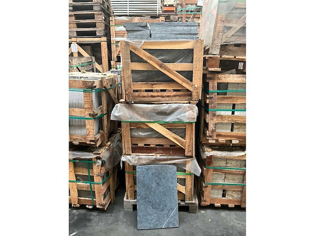 Vietnamese blauwsteen romeins verband natuursteen tuintegel - afbeelding 4 van  4