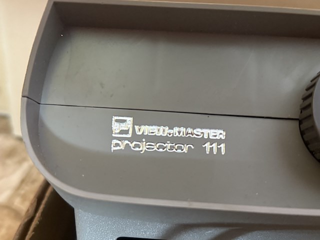 Viewmaster projector 111 met diverse schijfjes - afbeelding 2 van  4