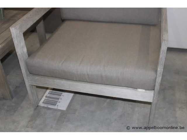 Vigo frame 1-zit in teak vergrijsd | vigo frame 1-zit in teak vergrijsd | vigo bijzettafel 68x60x41cm in teak vergrijsd | 2x reno/belvedere/vigo 1 zit- en rugkussen voor 1-zit - afbeelding 2 van  2