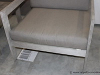 Vigo frame 1-zit in teak vergrijsd | vigo frame 1-zit in teak vergrijsd | vigo bijzettafel 68x60x41cm in teak vergrijsd | 2x reno/belvedere/vigo 1 zit- en rugkussen voor 1-zit - afbeelding 2 van  2