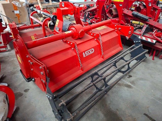 Vigolo - 2019 - fm2 205 - frees - afbeelding 4 van  4