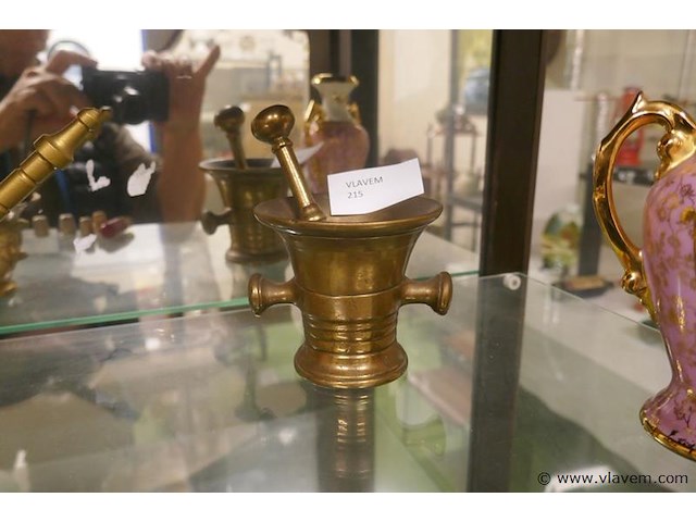 Vijzel in massief koper - afbeelding 1 van  1