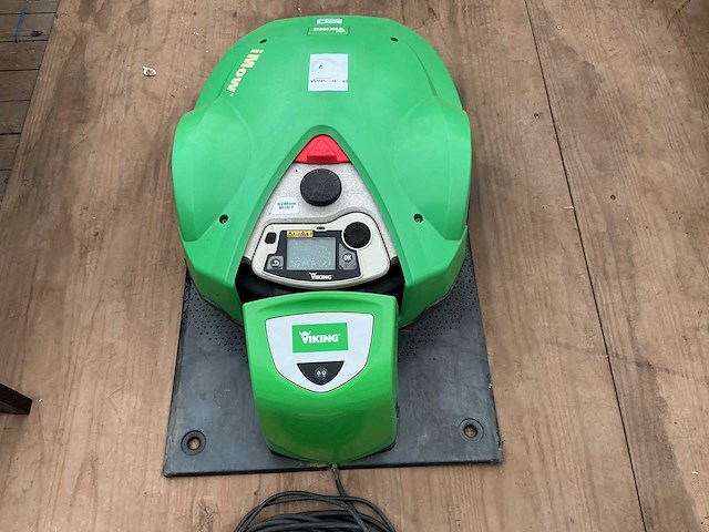 Viking mi 632 p grasmaai robot met laadstation - afbeelding 2 van  3