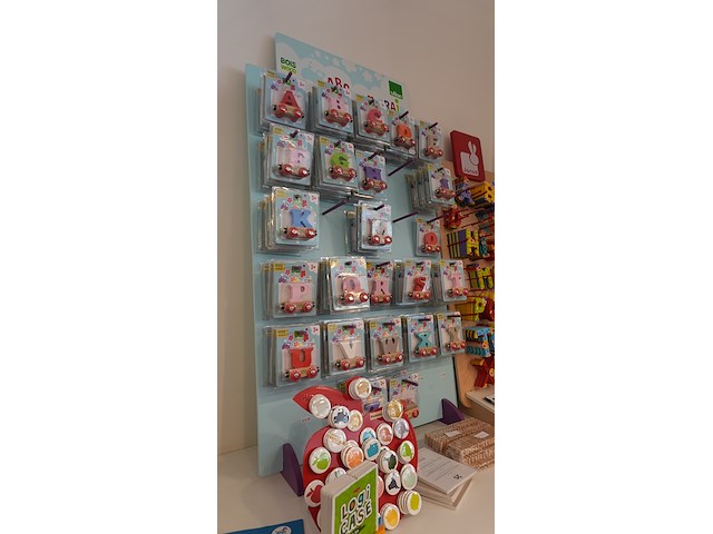Vilac lettertrein met display | 171 stuks - afbeelding 2 van  3