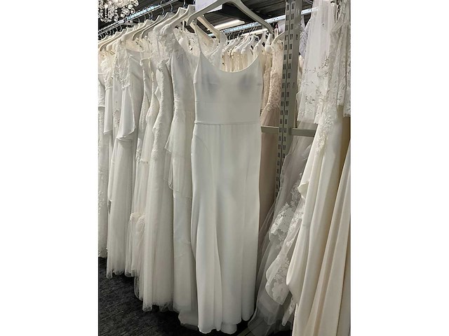 Villais bruidsjurken (29x) - afbeelding 23 van  62