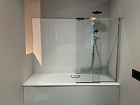 Villeroy & boch oberon ligbad en designradiator - afbeelding 2 van  8