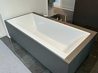 Villeroy & boch subway 3.0 quaryl ligbad en handenwasser - afbeelding 1 van  4