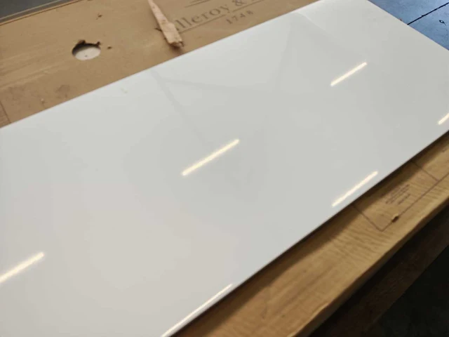 Villeroy&boch glans wit wandtegel 30x90 cm 8,1 m² - afbeelding 5 van  8