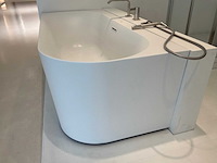 Villeroy&boch loop&friends bad met dornbracht handdouche - afbeelding 12 van  12